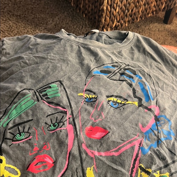 Zara Gray Graphic Tee with Colorful Faces - Picture 1 of 1